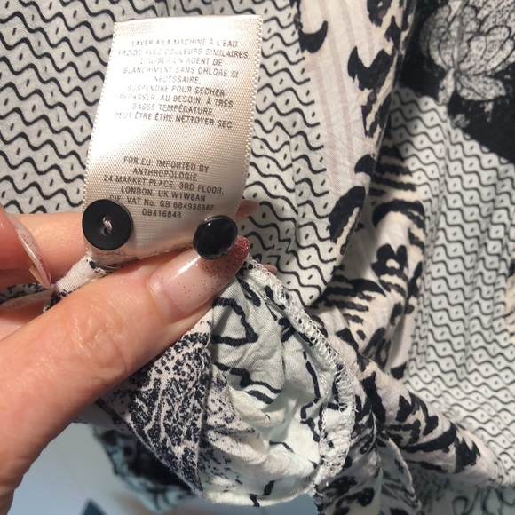 Maeve by Anthropologie v neck soft rayon black multi print bohemian blouse M - Picture 8 of 9